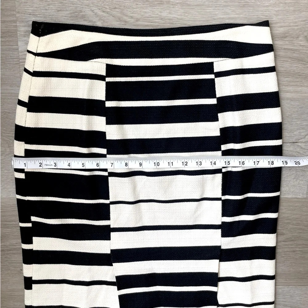 Ann Taylor Black and Off-White/Cream Pencil Skirt, Women’s Size 8, Petite - Picture 4 of 6
